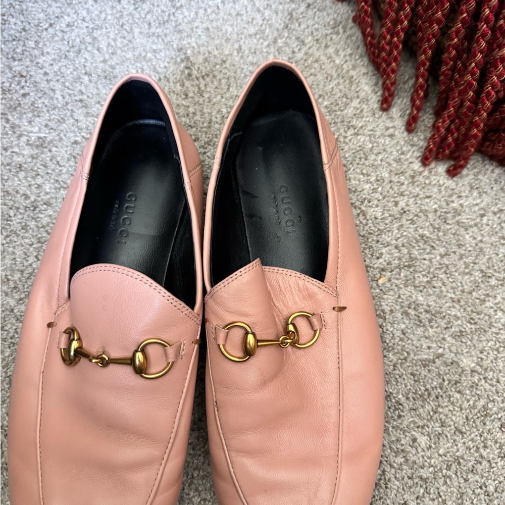 Gucci Pale Pink Leather Horsebit Loafers - Picture 2 of 3